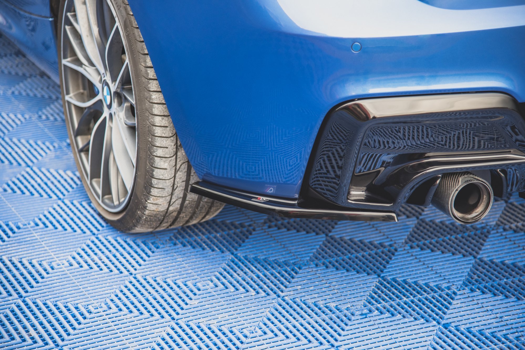 pol_po_rear-side-splitters-v-2-for-rear-valance-v-1-bmw-m135i-f20-12150_6 Задни странични Сплитери V.2 (За Добавка за задна броня v.1) BMW M135i F20 - Image 1