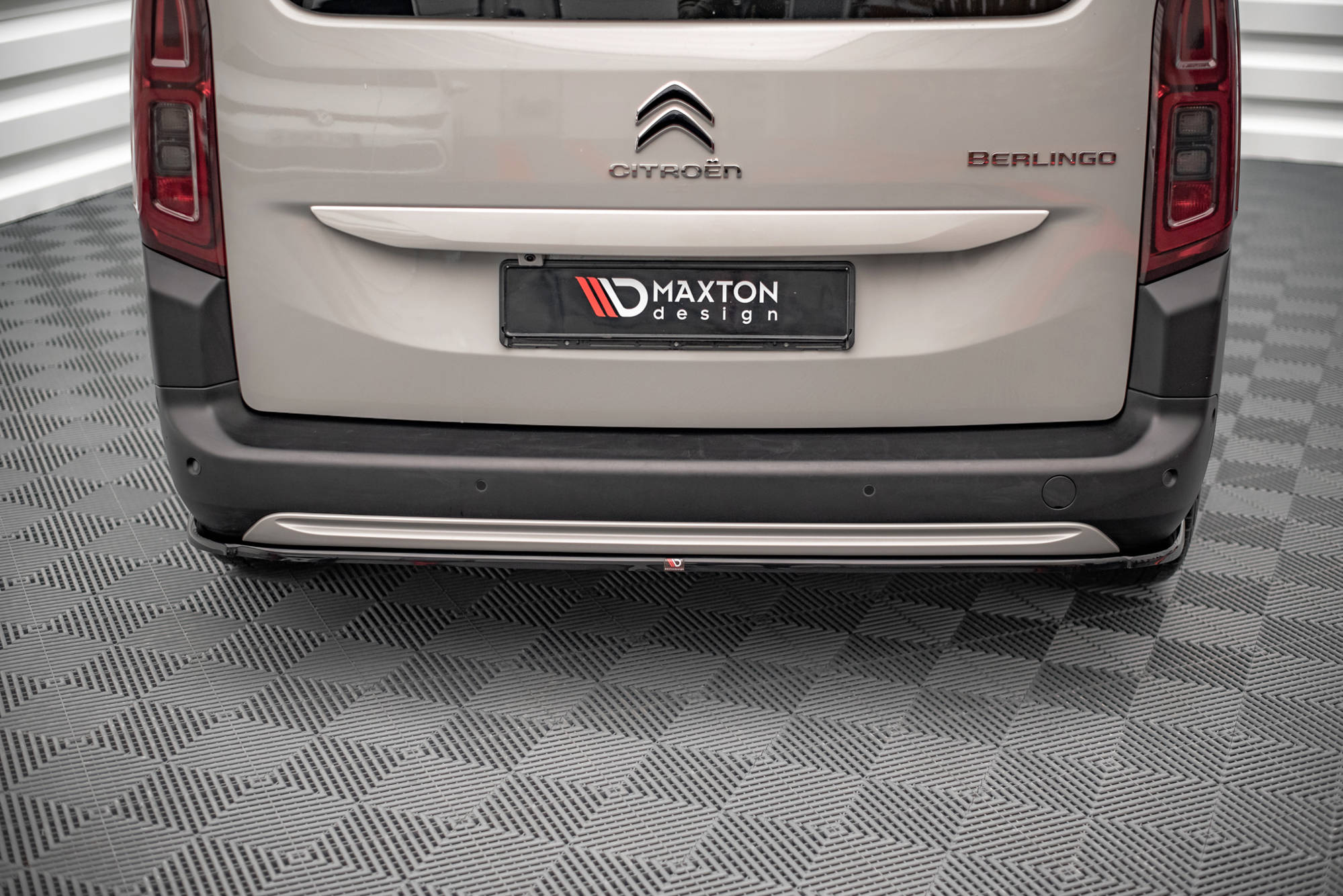 pol_po_rear-splitter-citroen-berlingo-mk3-17059_3 Заден Сплитер Citroen Berlingo Mk3 - Image 1