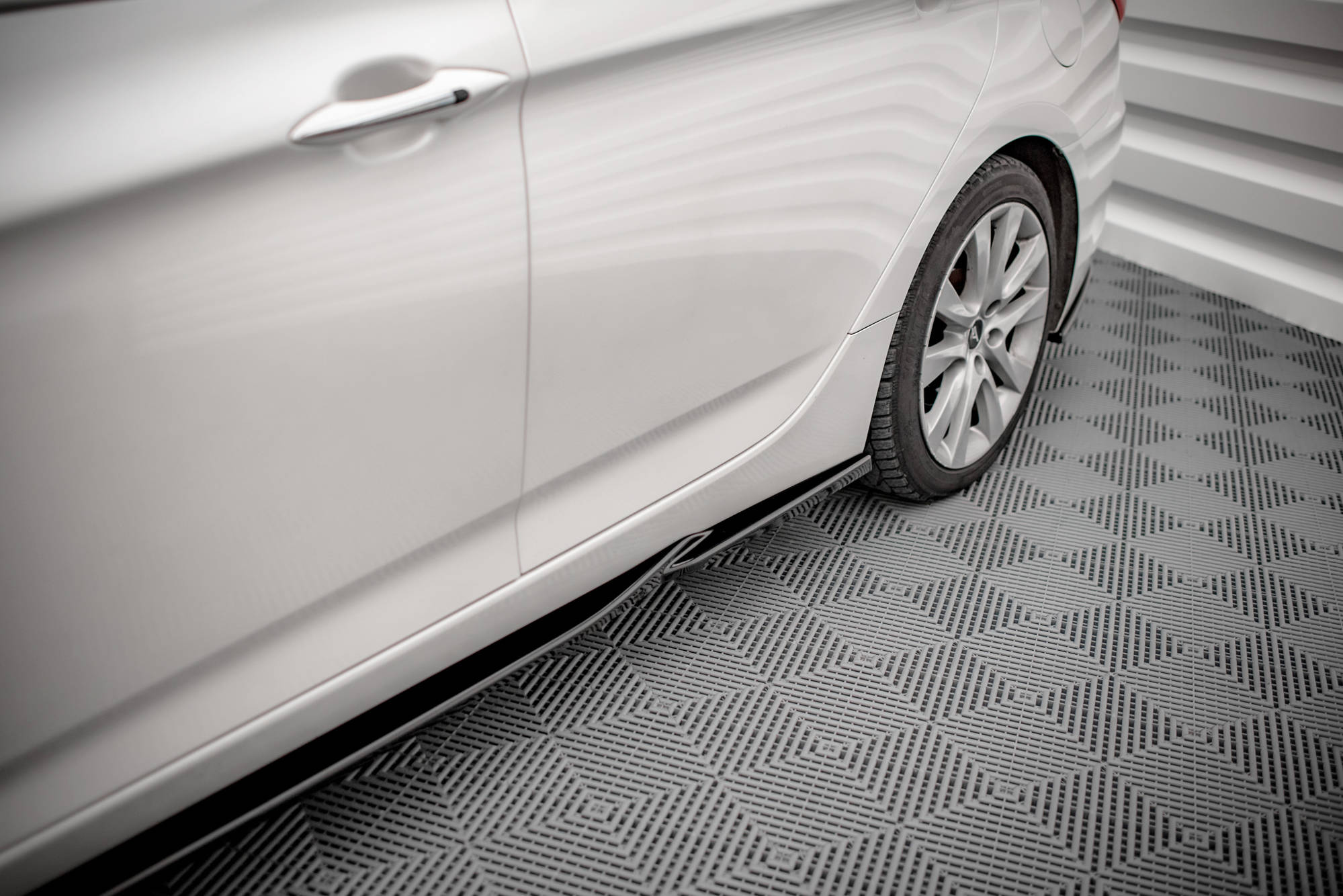 pol_po_side-skirts-diffusers-hyundai-i40-mk1-15140_7 Добавка за прагове Hyundai I40 Mk1 - Image 1