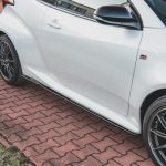 Добавка за прагове V.1 Toyota GR Yaris Mk4