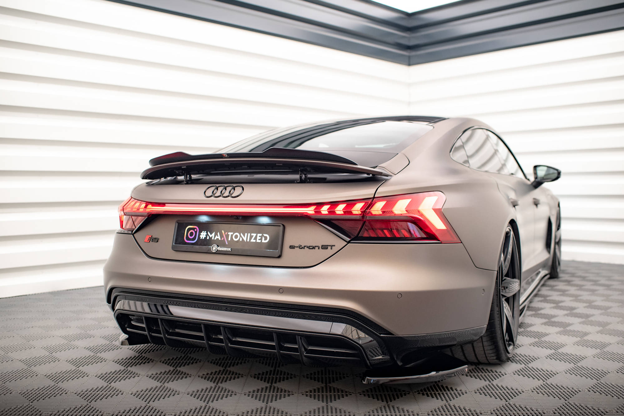 pol_po_spoiler-cap-audi-e-tron-gt-rs-gt-rs-mk1-16669_3 Спойлер за багажник Audi e-Tron GT / RS GT RS Mk1 - Image 1