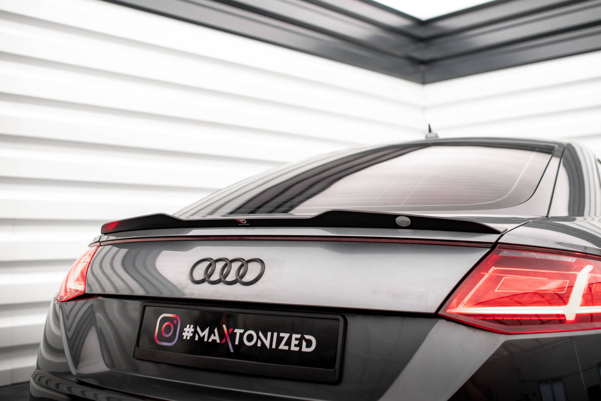 pol_po_spoiler-cap-audi-tt-s-s-line-8s-19882_2 Спойлер за багажник Audi TT S / S-Line 8S - Image 1