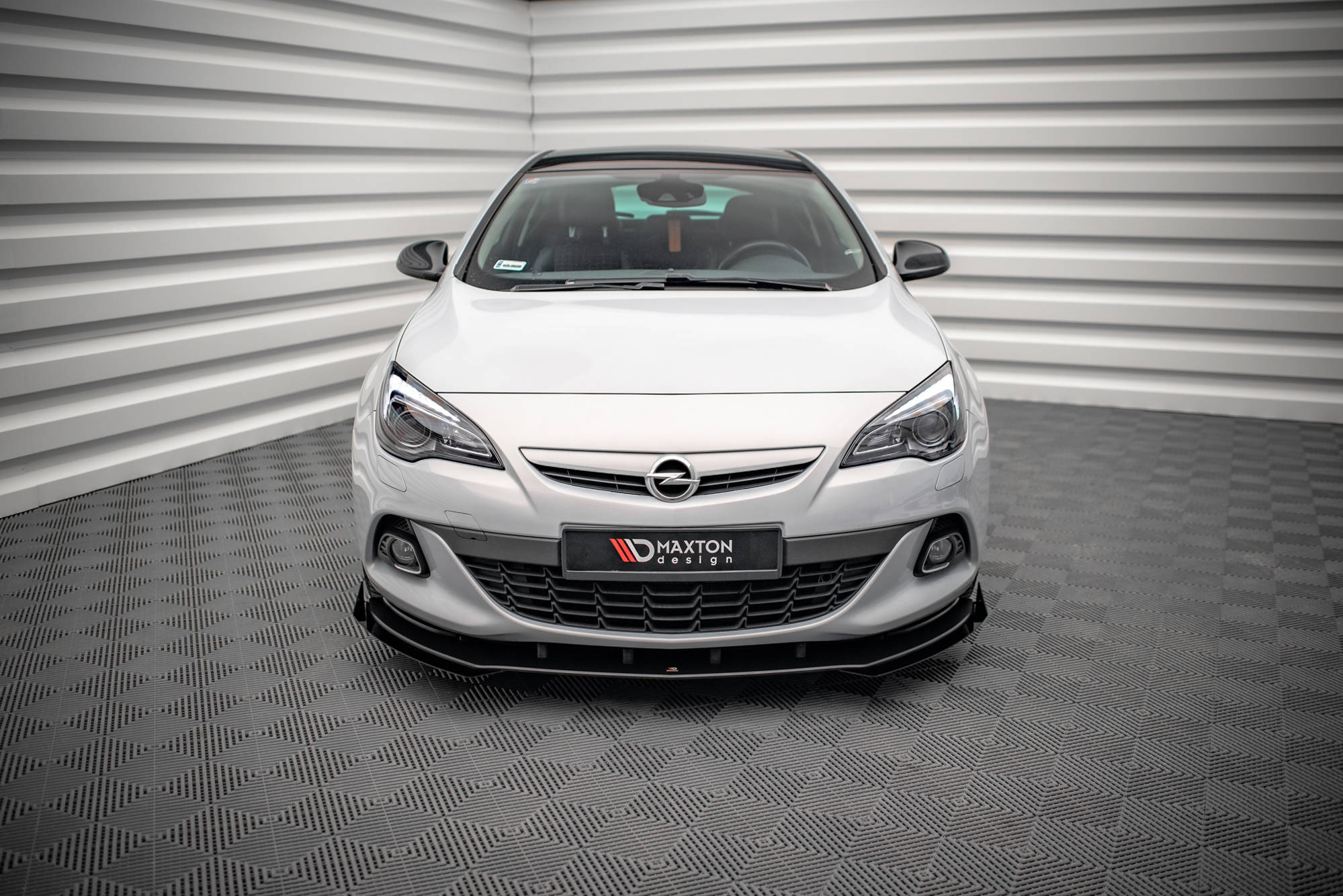 pol_po_street-pro-front-splitter-v-1-flaps-opel-astra-gtc-opc-line-j-16031_4 Street Pro Преден спойлер V.1 + Тунинг добавка ЗА Opel Astra GTC OPC-Line J - Image 1