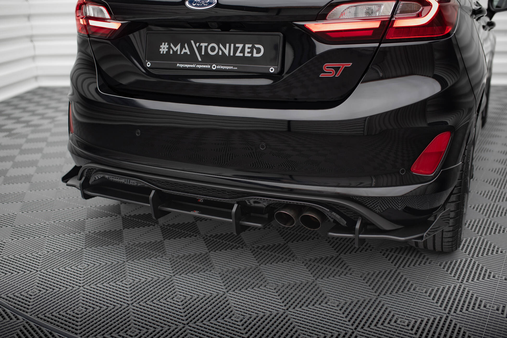 pol_po_street-pro-rear-valance-flaps-ford-fiesta-mk8-st-10721_4 Street Pro Добавка за задна броня + капаци Ford Fiesta Mk8 ST - Image 1