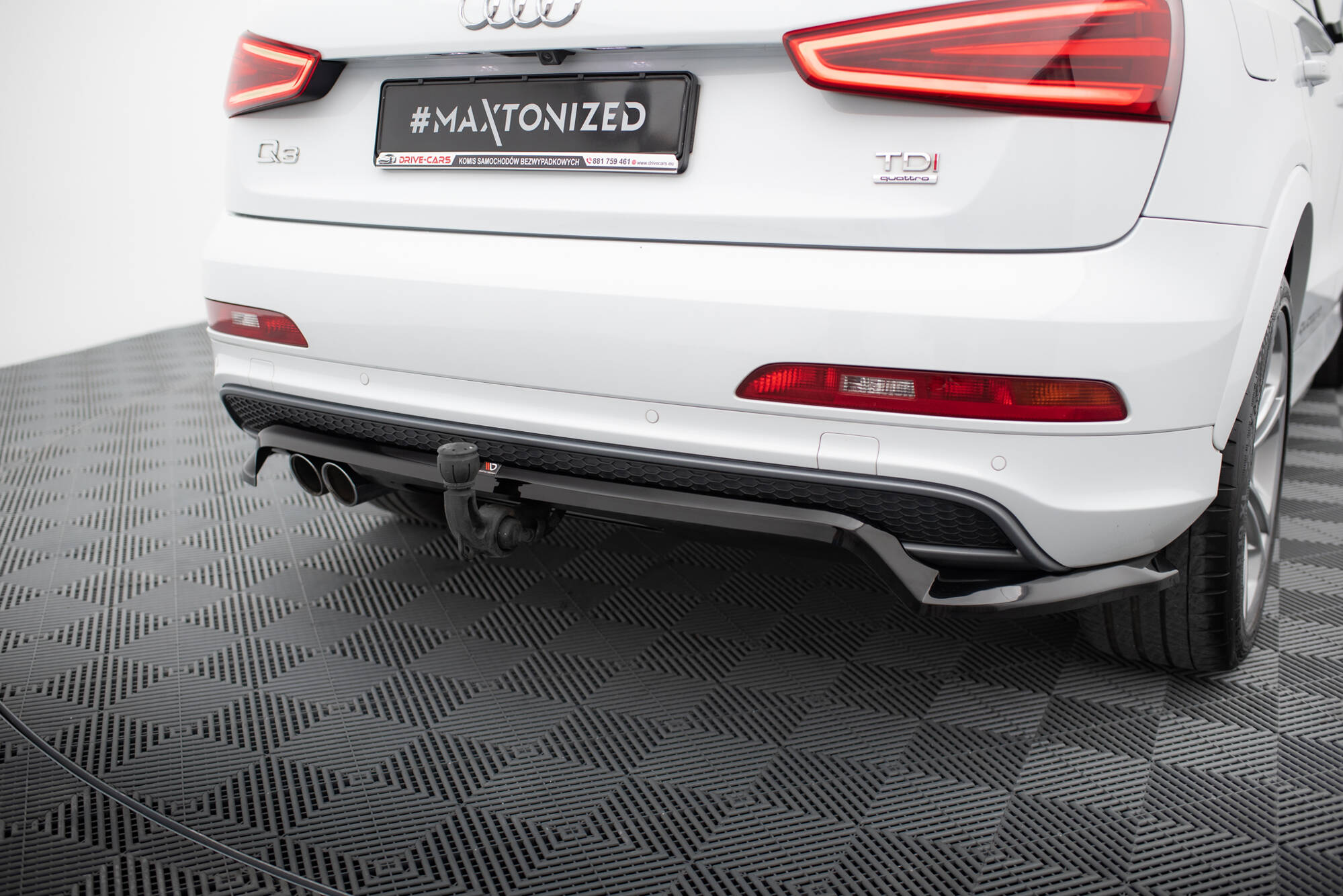 pol_po_rear-splitter-with-vertical-bars-audi-q3-s-line-8u-21046_6 ЗАДЕН СПЛИТЕР (с вертикални лайсни) Audi Q3 S-line 8U - Image 1